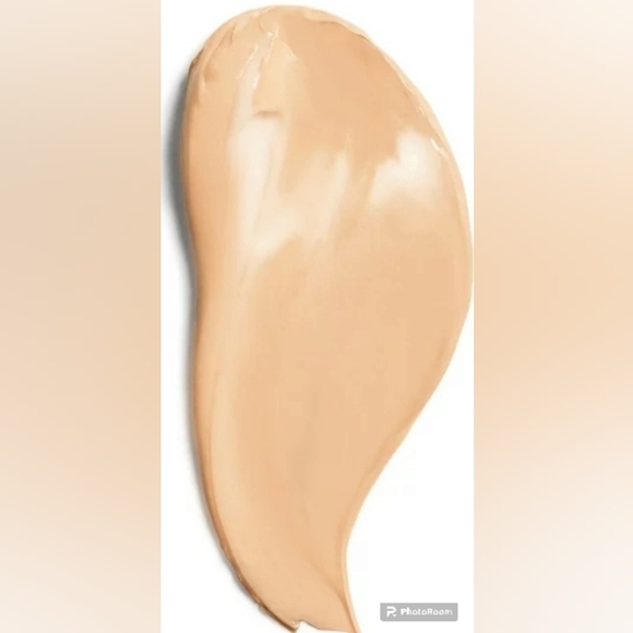 Covergirl-Aqua Smooth Powder Foundation & Simply Ageless Foundation BUND… - Picture 7 of 12